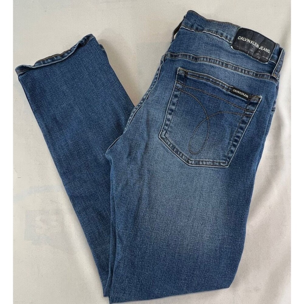 Calvin Klein Jeans Mens 34x28 Medium Wash 5 Pocket Straight Leg Denim Blue Jeans